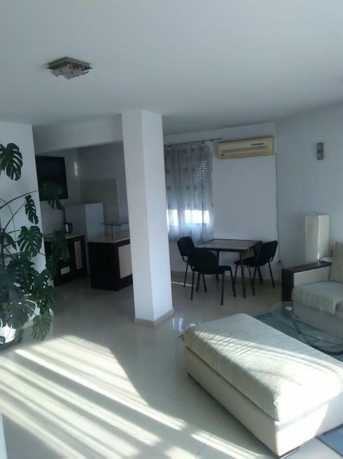2 Rooms Apartment Plovdiv Kichuk Paris Extérieur photo